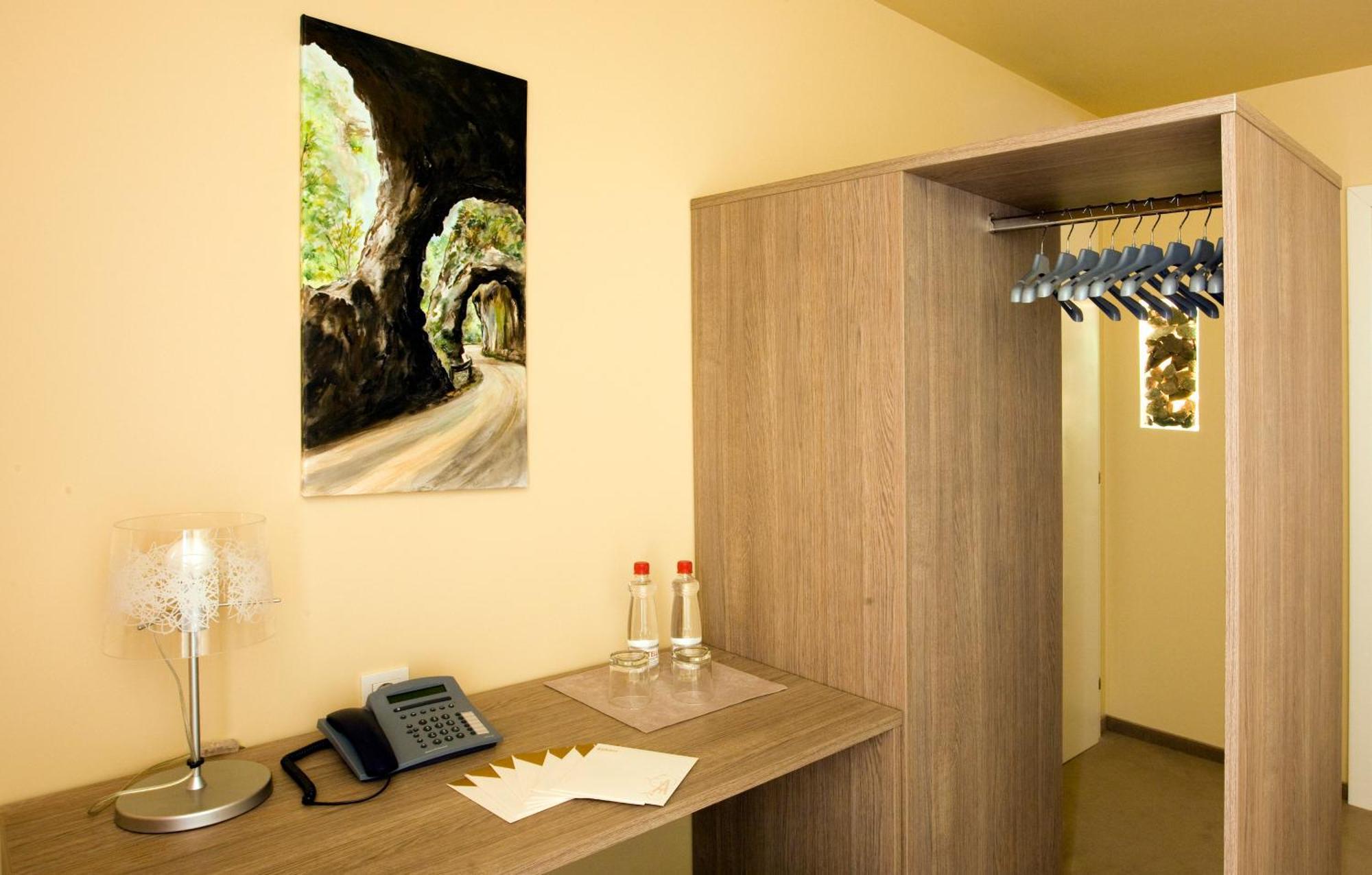 Domžale Ambient Hotel מראה חיצוני תמונה
